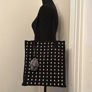 Universal Threads artisan textured cotton stripe lined tote bag.  Snap closure.